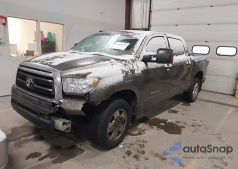 2011 Toyota Tundra Sr5 5.7L V8 from USA, damaged, VIN 5TFDY5F10BX170988